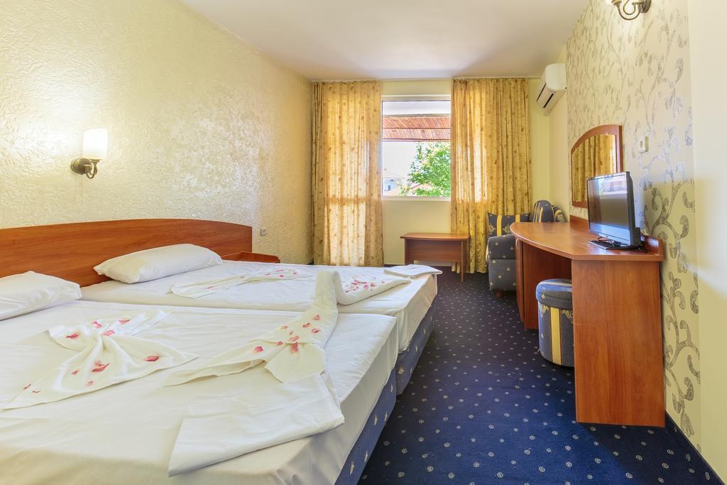 Hotel Tchernomorets Extérieur photo