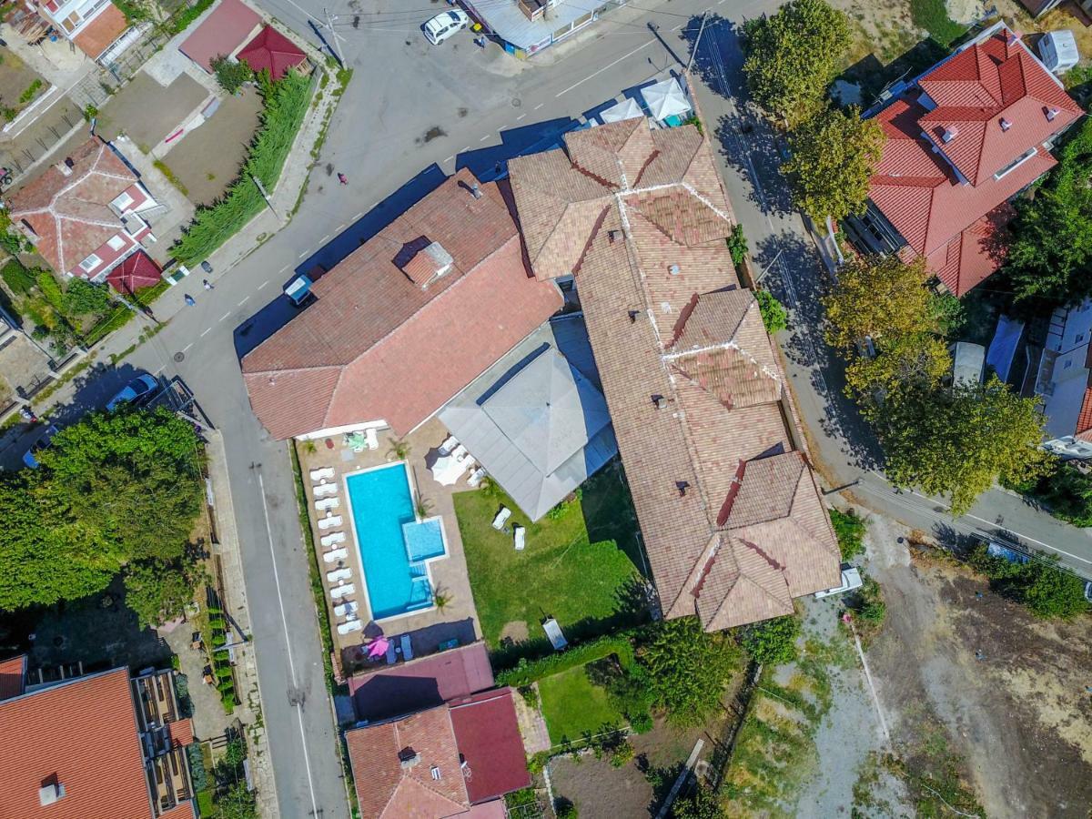 Hotel Tchernomorets Extérieur photo